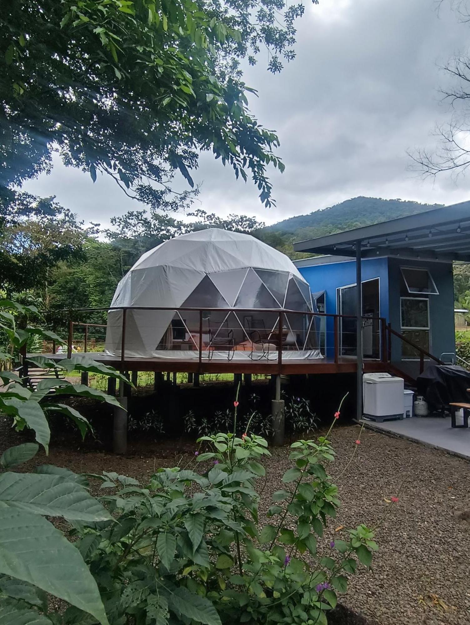 Bitzu Dome-Bijagua Riverside Glamping Екстер'єр фото