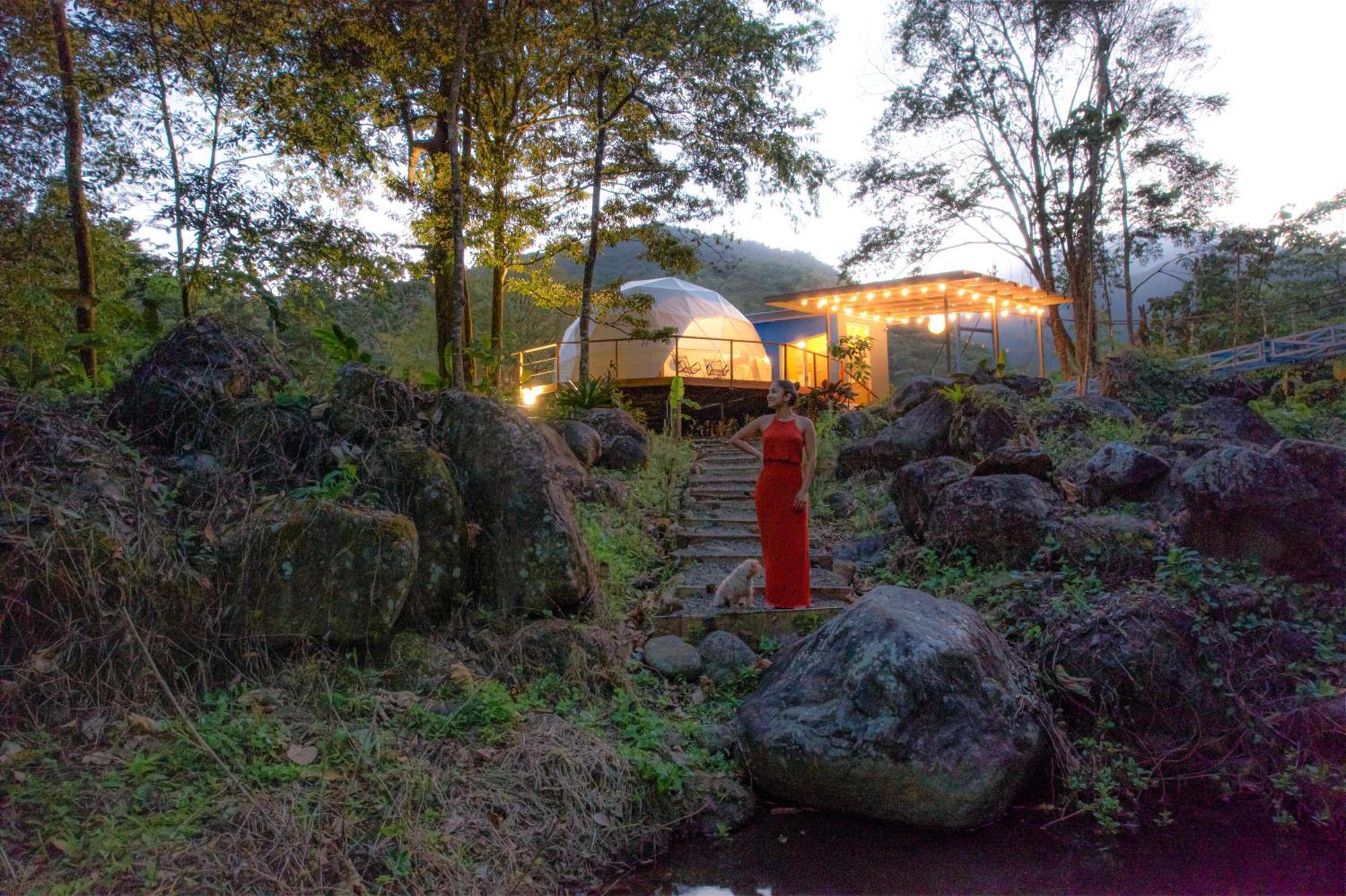Bitzu Dome-Bijagua Riverside Glamping Екстер'єр фото